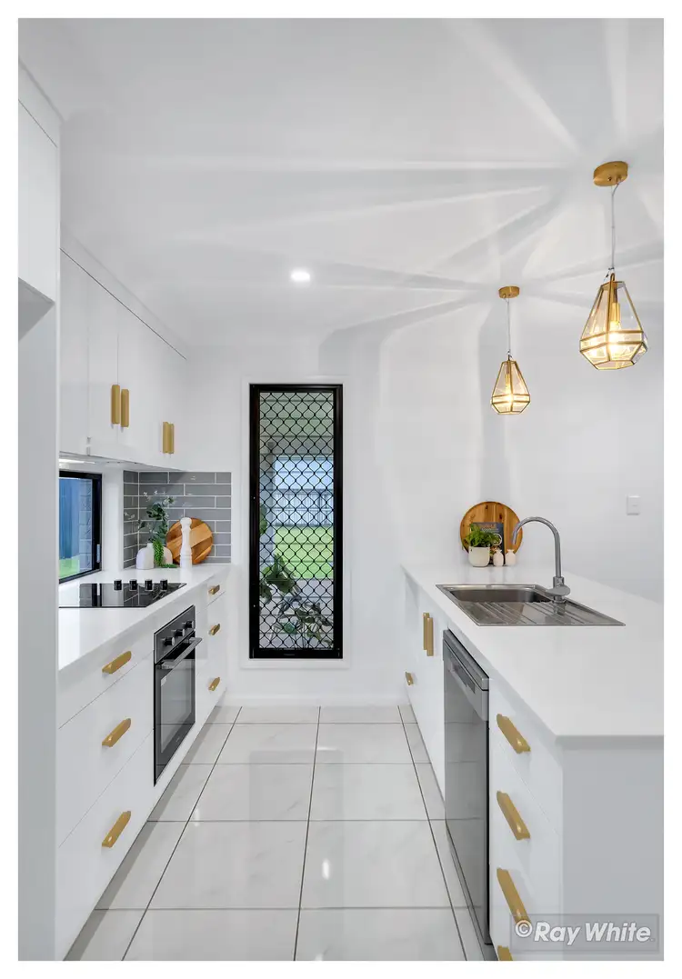 Sixth view of Homely house listing, 32 New Haven Way, Parkhurst QLD 4702