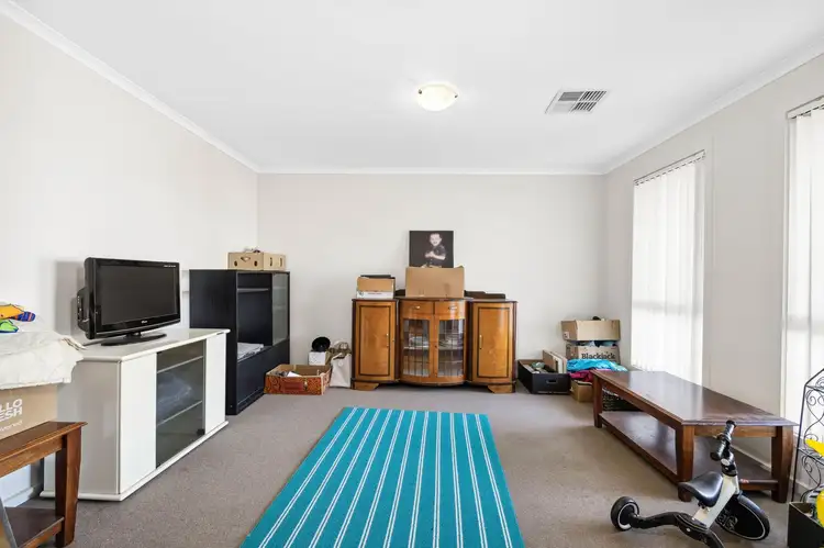 Fifth view of Homely house listing, 8 Sir John Cowan Avenue, Murray Bridge SA 5253