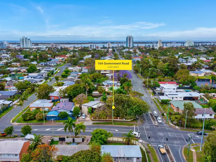 164 Government Road, Labrador QLD 4215