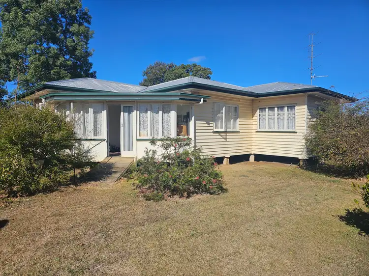 5 Sharp Street, Crows Nest QLD 4355