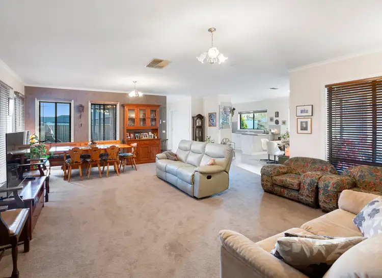 Fifth view of Homely house listing, 2/85 Cambridge Drive, Mansfield VIC 3722