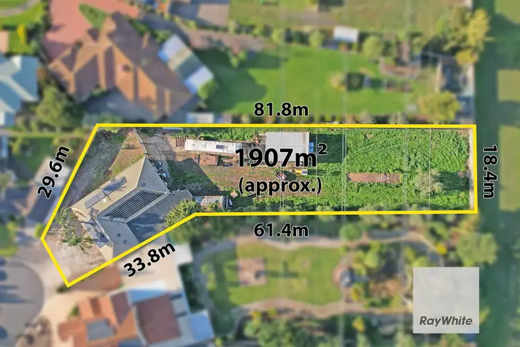 7 Linden Court, Taylors Lakes VIC 3038