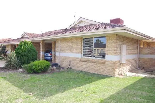 21 Swan Street