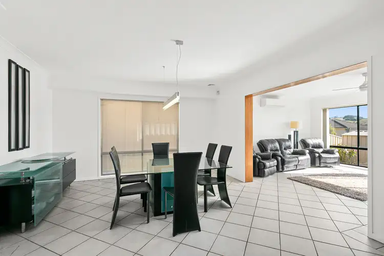 Fourth view of Homely house listing, 7 Byron Circuit, Flinders NSW 2529