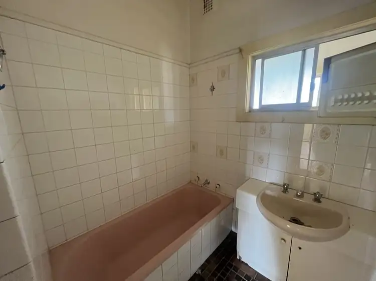 Sixth view of Homely house listing, 74 Bromfield Street, Griffith NSW 2680