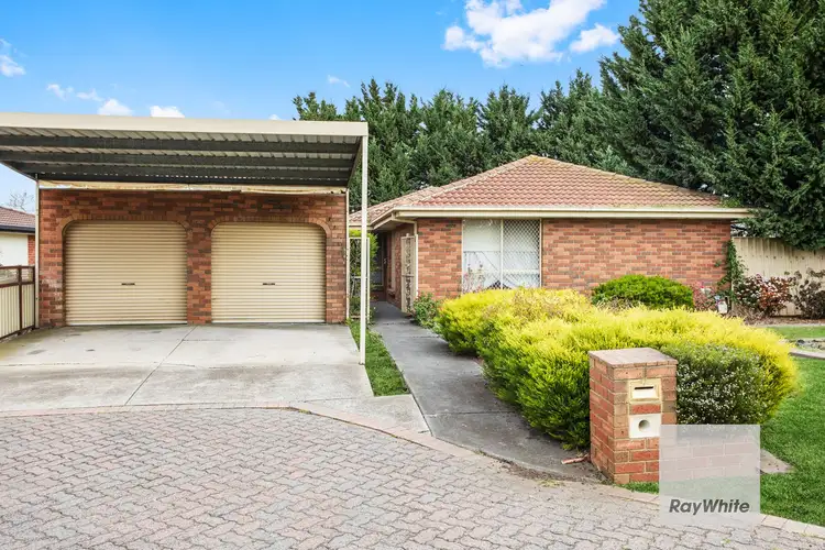 Second view of Homely house listing, 7 Sirius Court, Keilor Downs VIC 3038