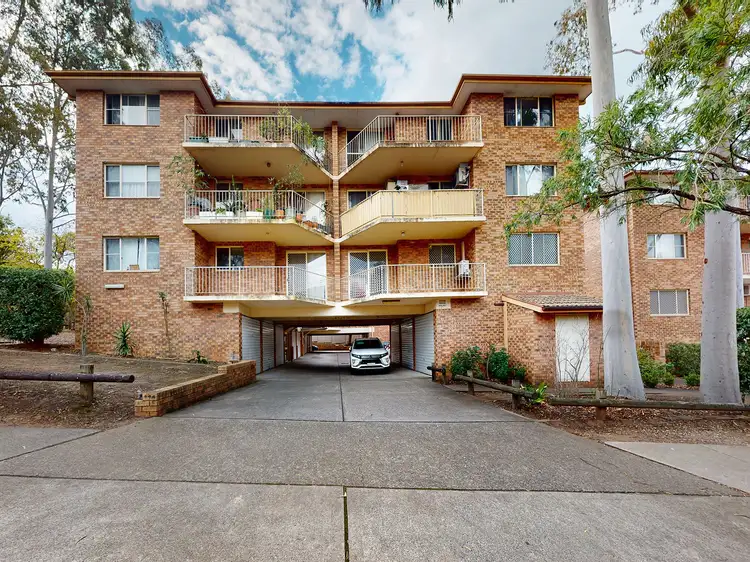 2/48-52 Hassall Street, Westmead NSW 2145