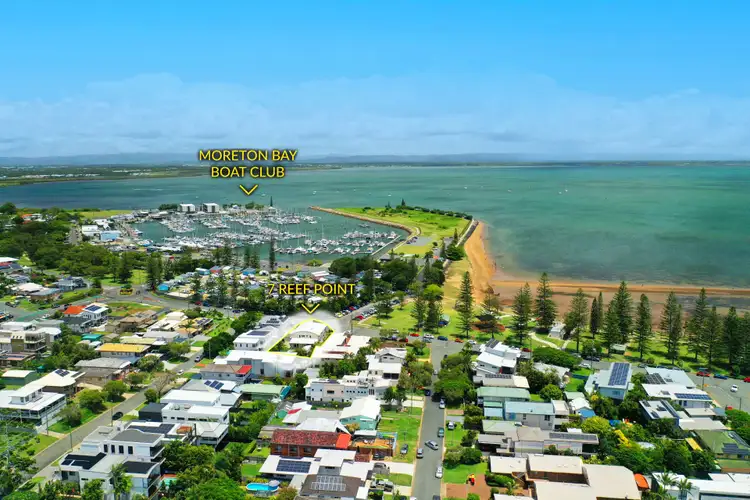 7 Reef Point Esplanade, Scarborough QLD 4020