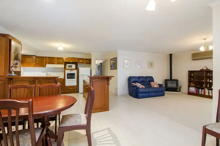 Third view of Homely unit listing, 1/33 Shepherdson Road, Mount Gambier SA 5290