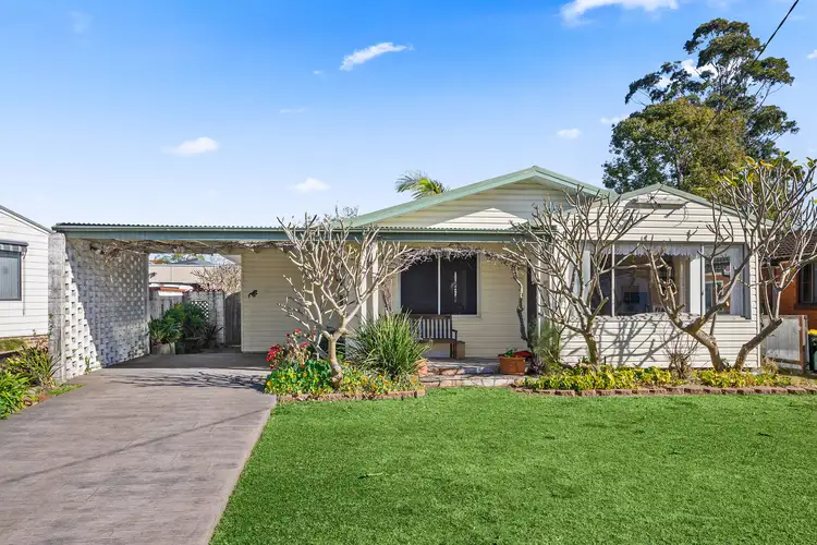 43 Barellan Avenue