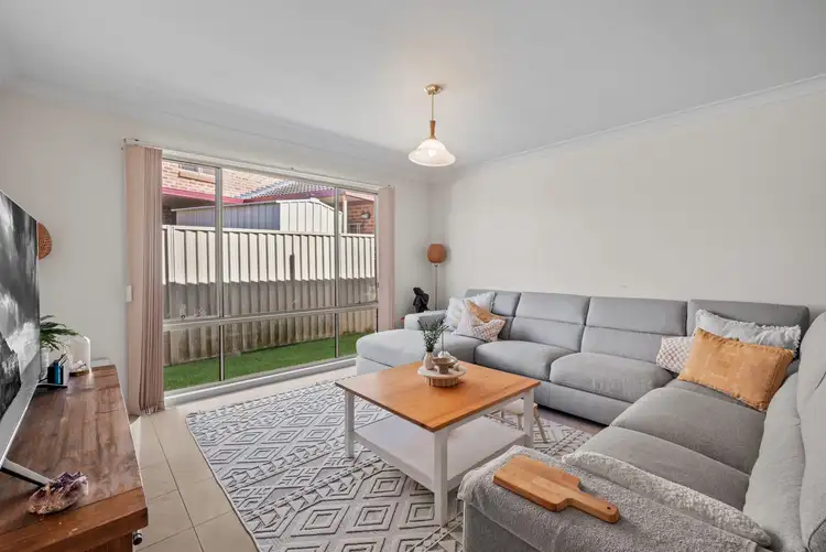 Second view of Homely house listing, 40 Mclaughlin Circuit, Bradbury NSW 2560