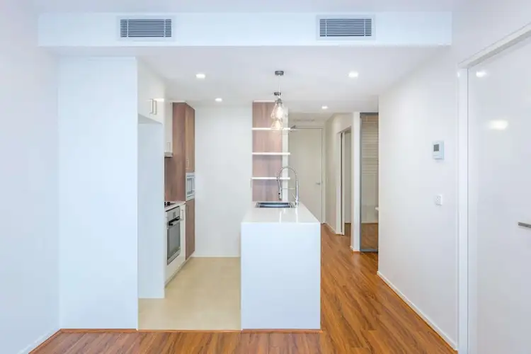 8 Cape Street
