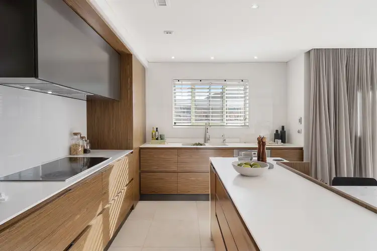 Penthouse 32/35-37 Ocean Street North, Bondi NSW 2026