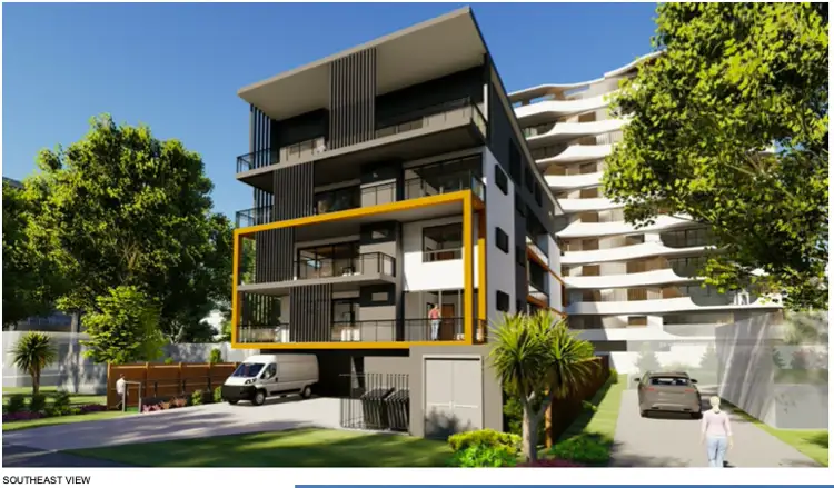 81 Falconer Street, Southport QLD 4215