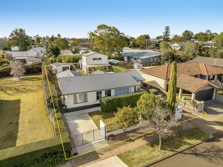 23 Long Street, Rangeville QLD 4350