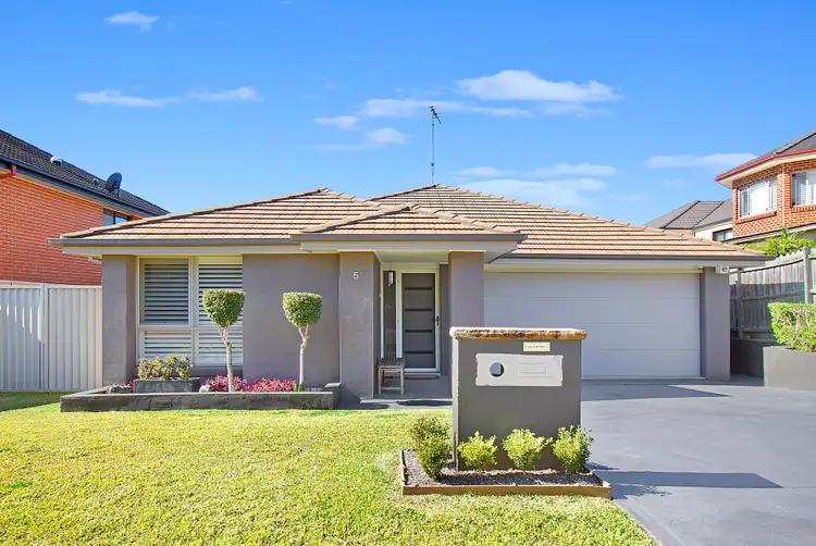 5 Freedom Circuit, Kellyville Ridge NSW 2155
