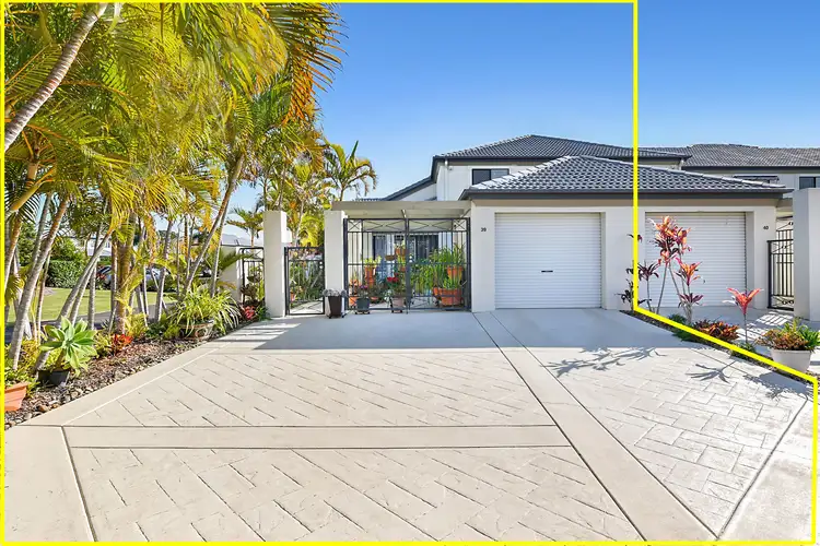 39/2 Bronberg Court, Southport QLD 4215