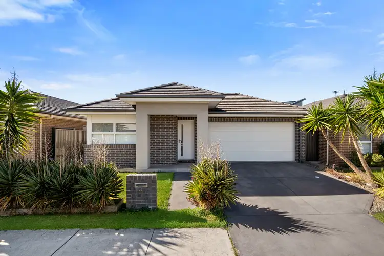 11 Venturer Parade, Leppington NSW 2179