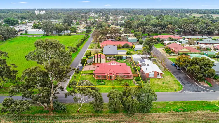 Sixth view of Homely house listing, 2 Kerslake Street, Bordertown SA 5268