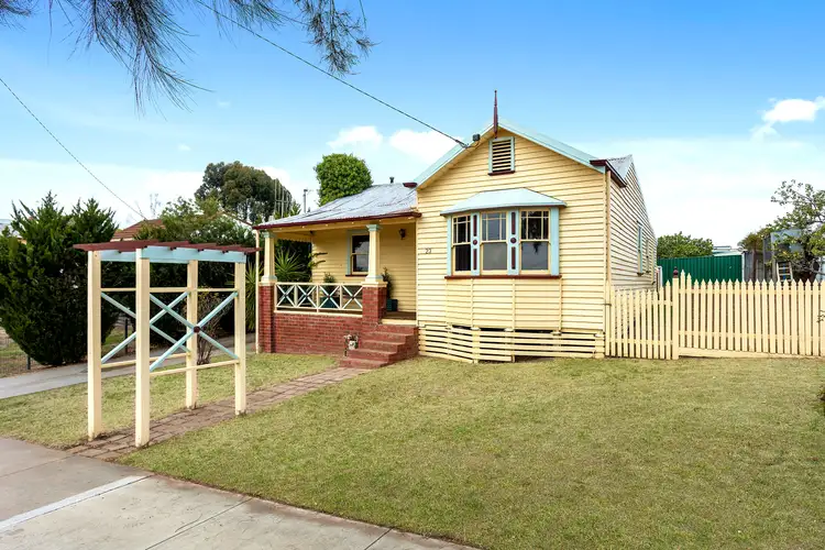 23 Curnow Street