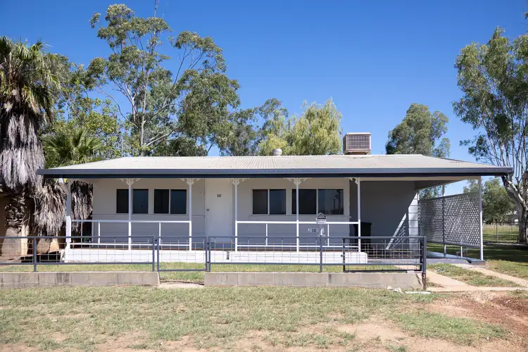 10 Bedford Street, Blackall QLD 4472