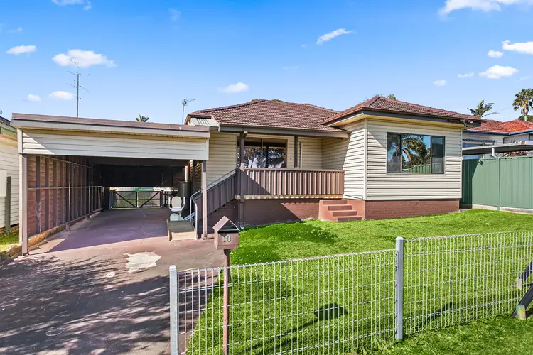 Second view of Homely house listing, 10 Devonshire Crescent, Oak Flats NSW 2529