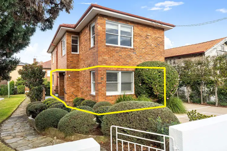 Third view of Homely semi-detached listing, 1/21 Reed Street, Cremorne NSW 2090