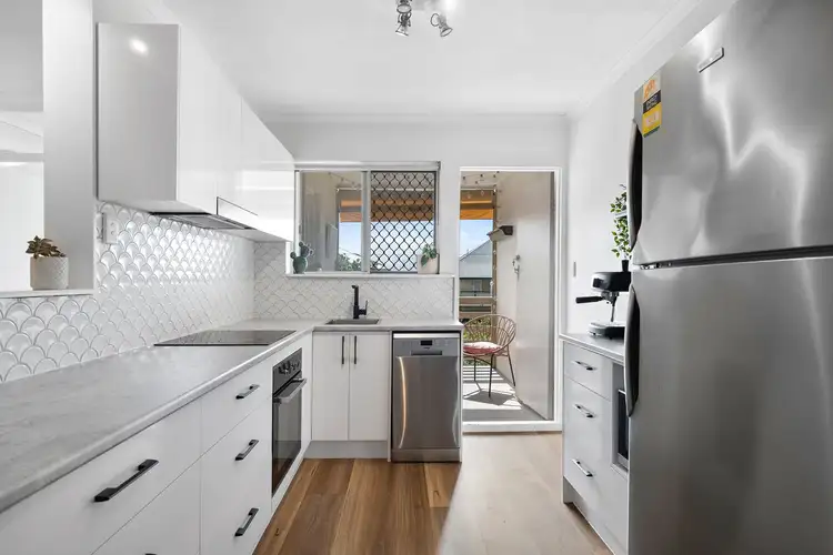 Second view of Homely unit listing, 2/59 College Street, Hamilton QLD 4007