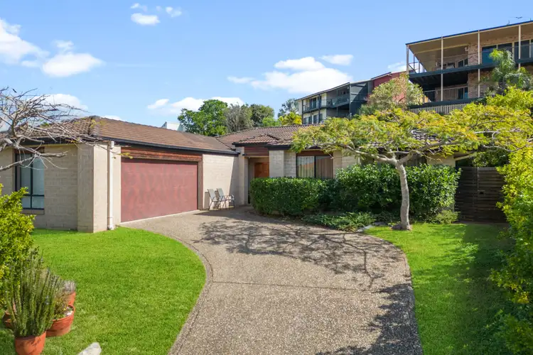 116 Saraband Drive, Eatons Hill QLD 4037