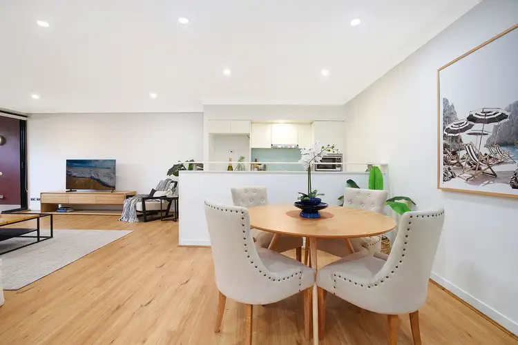 Third view of Homely unit listing, 8/1A Albert Avenue, Chatswood NSW 2067