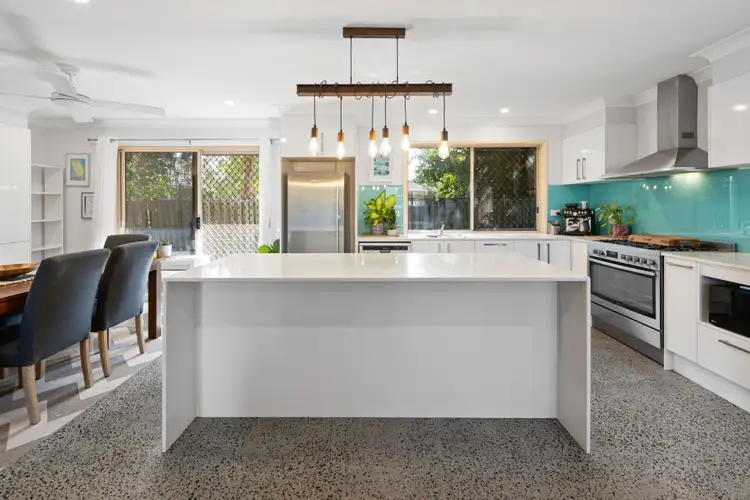 33 Galeen Drive, Burleigh Waters QLD 4220