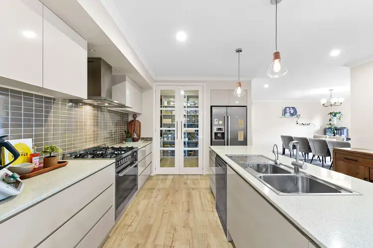 Sixth view of Homely house listing, 6 Howe Way, Cranbourne East VIC 3977