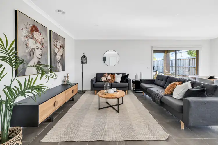Seventh view of Homely house listing, 2 Spaniel Avenue, Wyndham Vale VIC 3024