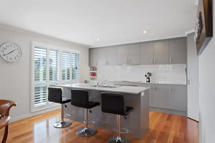 Second view of Homely house listing, 6 Rosewall Court, Wimbledon Heights VIC 3922