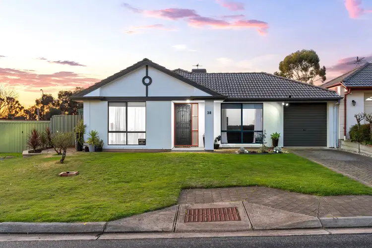 38 Martindale Place, Walkley Heights SA 5098