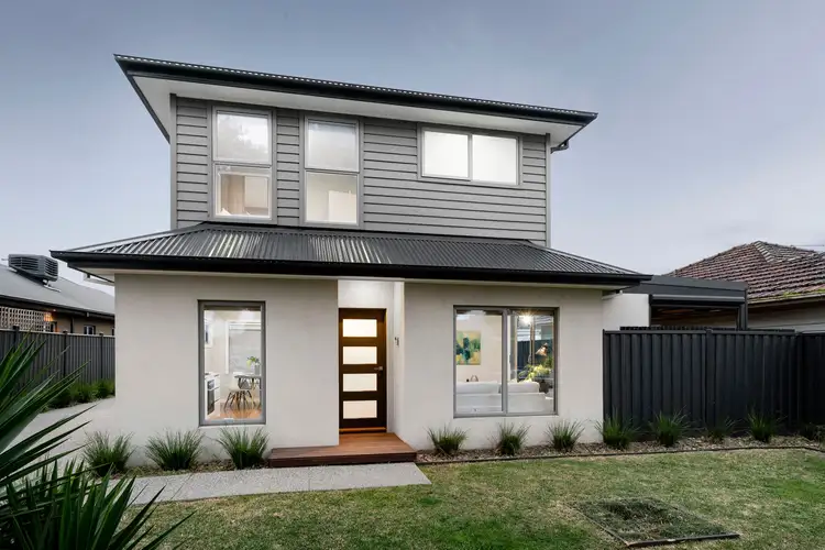 1/52 Corrigan Avenue, Brooklyn VIC 3012