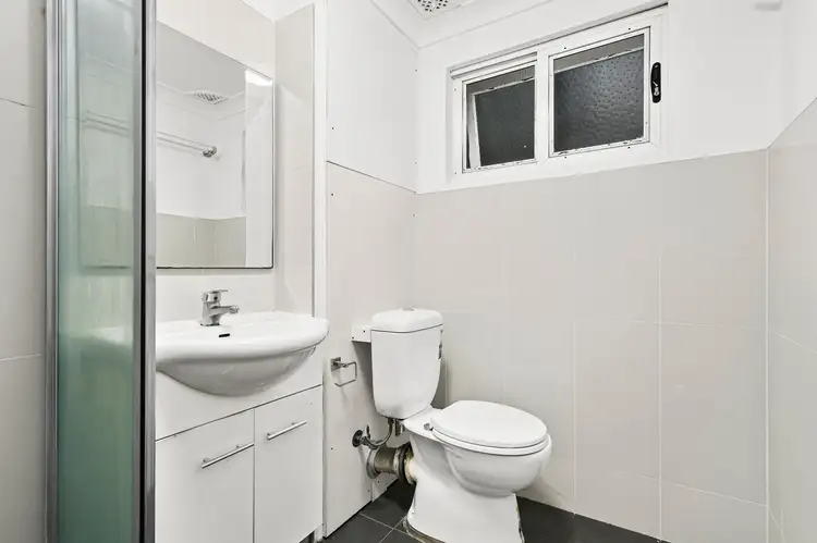 Sixth view of Homely unit listing, 2/27 Gloucester Road, Hurstville NSW 2220