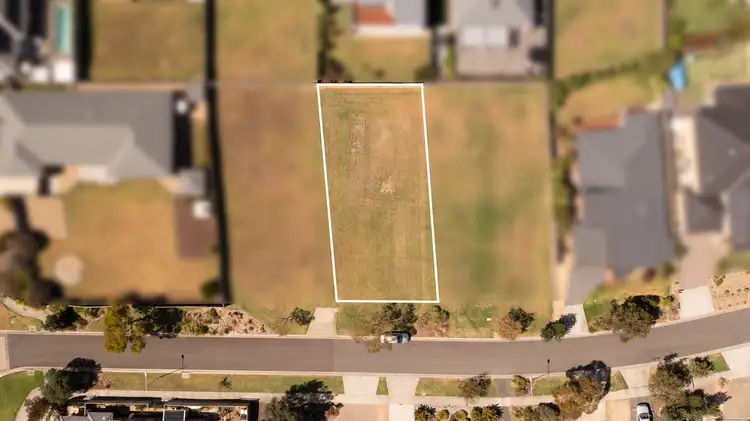 5 Echidna Grove, Cowes VIC 3922