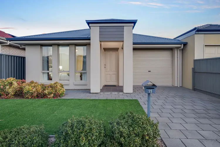 11 York Street, Northfield SA 5085
