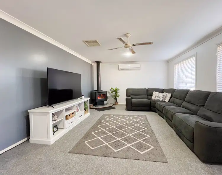 Fifth view of Homely house listing, 7 Mimosa Road, Parkes NSW 2870