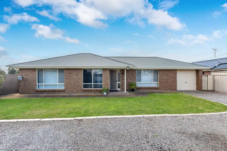 24 Ovens Avenue, Murray Bridge SA 5253