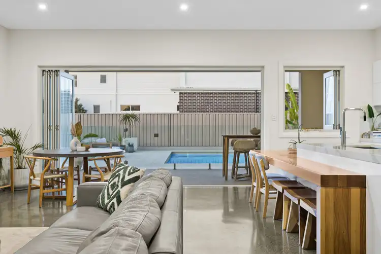 Sixth view of Homely house listing, 2 Pur Pur Avenue, Lake Illawarra NSW 2528