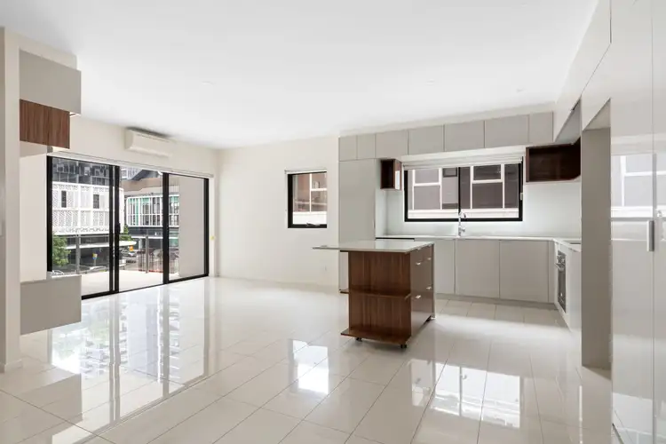 Main view of Homely apartment listing, 207/21 Masters Street, Newstead QLD 4006