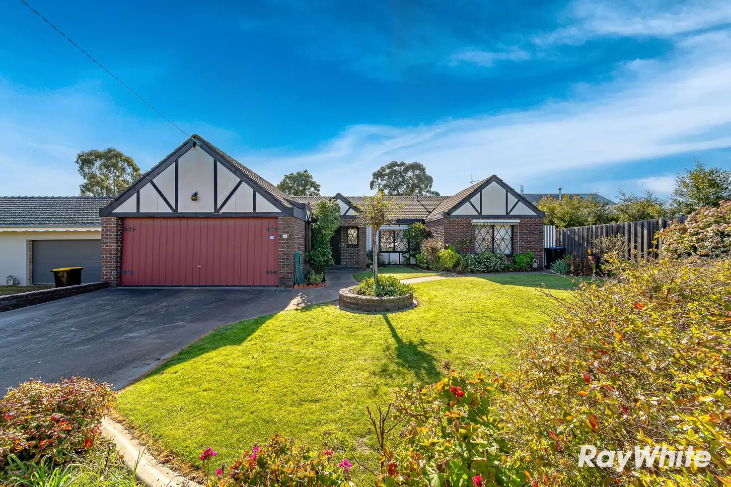Main view of Homely house listing, 10 Bosquet Street, White Hills VIC 3550