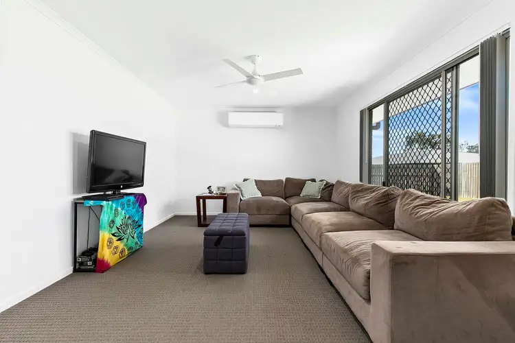 Sixth view of Homely house listing, 14 Larissa Way, Urangan QLD 4655