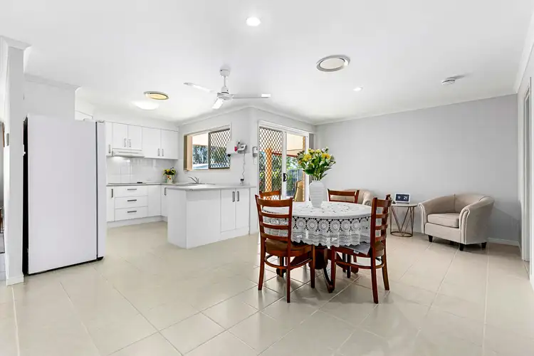 Fourth view of Homely house listing, 8 Picadilly Circuit, Urraween QLD 4655