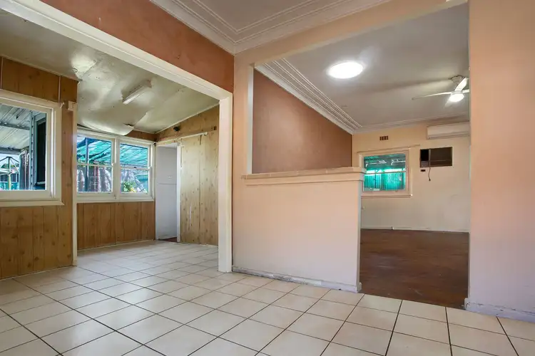 Fifth view of Homely house listing, 33 Worcester Road, Cambridge Park NSW 2747