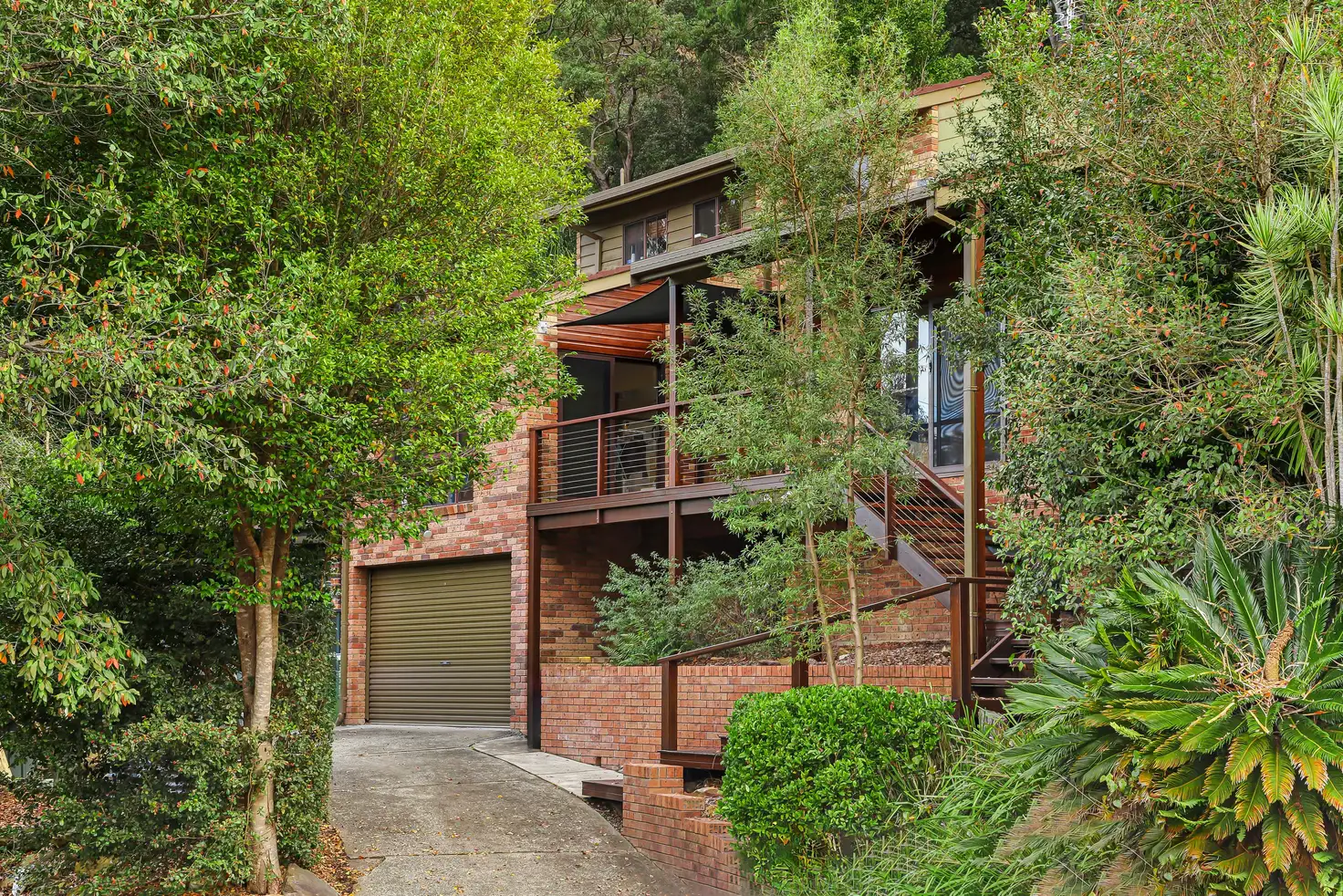 Main view of Homely house listing, 10 Nari Avenue, Point Clare NSW 2250