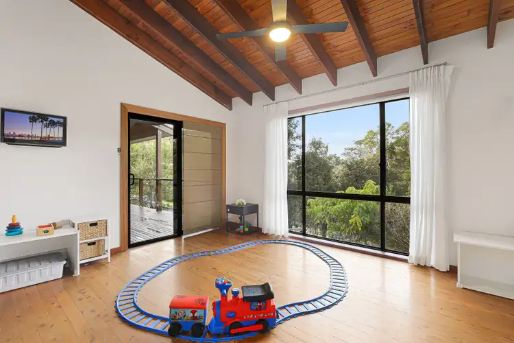 Sixth view of Homely house listing, 10 Nari Avenue, Point Clare NSW 2250