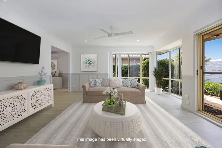 16 Billabong Avenue, Tea Gardens NSW 2324